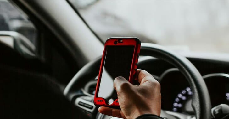 cellphone-while-driving Using the Cell Phone while driving