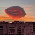 Lenticular cloud