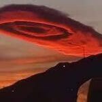 Lenticular cloud